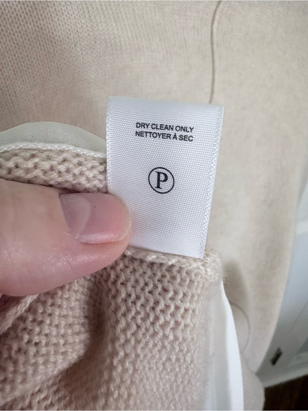 Brochu Walker The Looker Layered V-Neck Sweater Almond White Size M - Picture 12 of 12